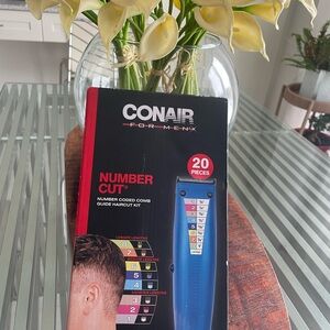 BNWT Conair Men's Haircut Kit - Blue Colour